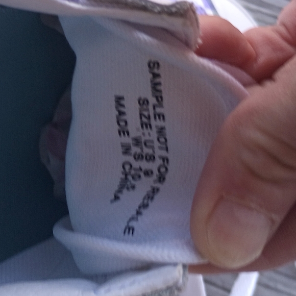 Vans - Picture 16 of 16